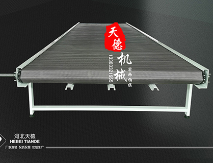 人字網(wǎng)帶輸送機(jī) 人字網(wǎng)帶輸送機(jī)